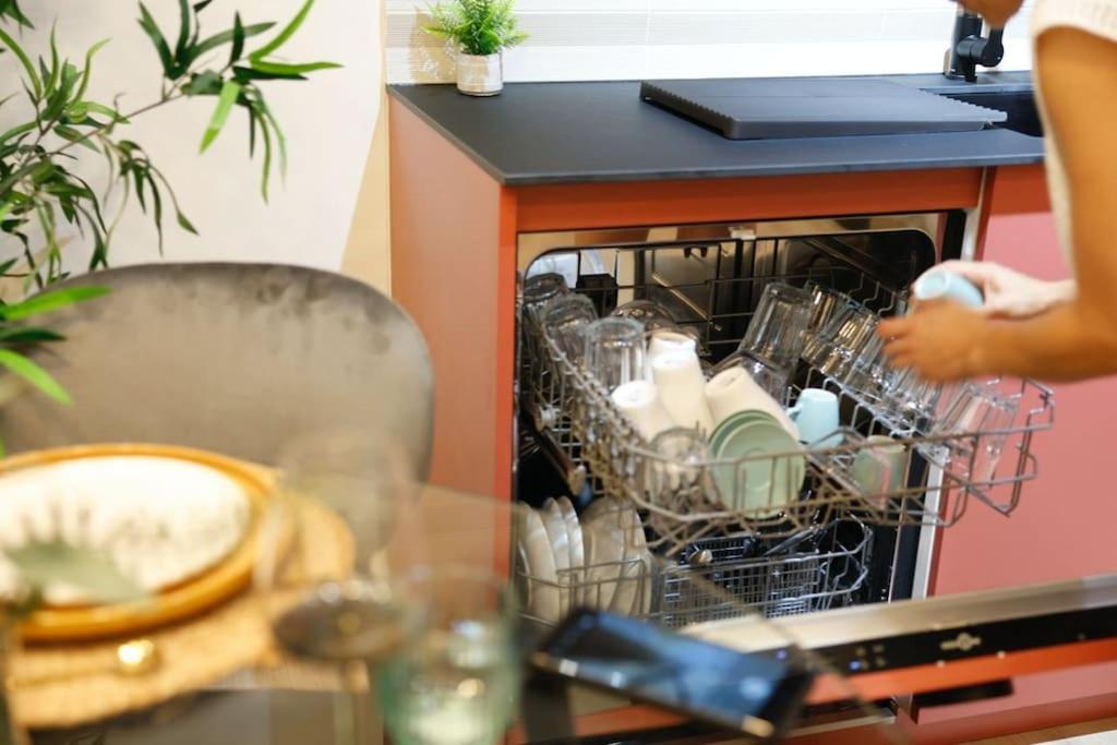 Sanchez Y Laserna Stays Moderno Apartamento En บาเลนเซีย ภายนอก รูปภาพ